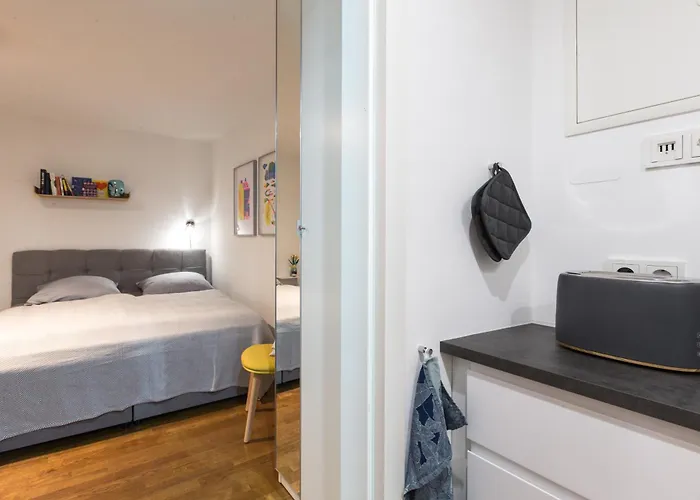 J8 Room22 Studioapartment Mitte Mitte