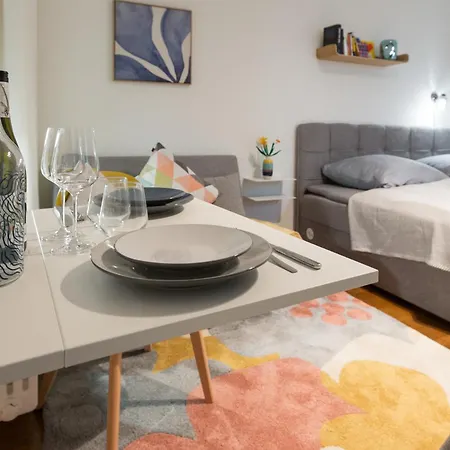 アパート J8 Room22 Studioapartment Mitte Mitte ベルリン